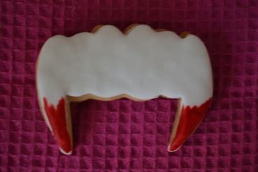 Galleta fondant de dentadura para Hallloween