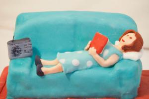 Lola en su sofá Lola en su sofá