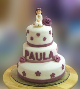 Tarta fondant de comunión Tarta fondant de comunión