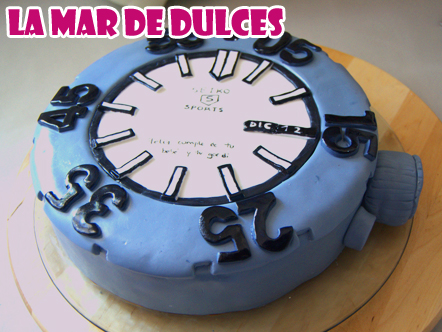 Tarta fondant de reloj para Puerto Real - Cádiz