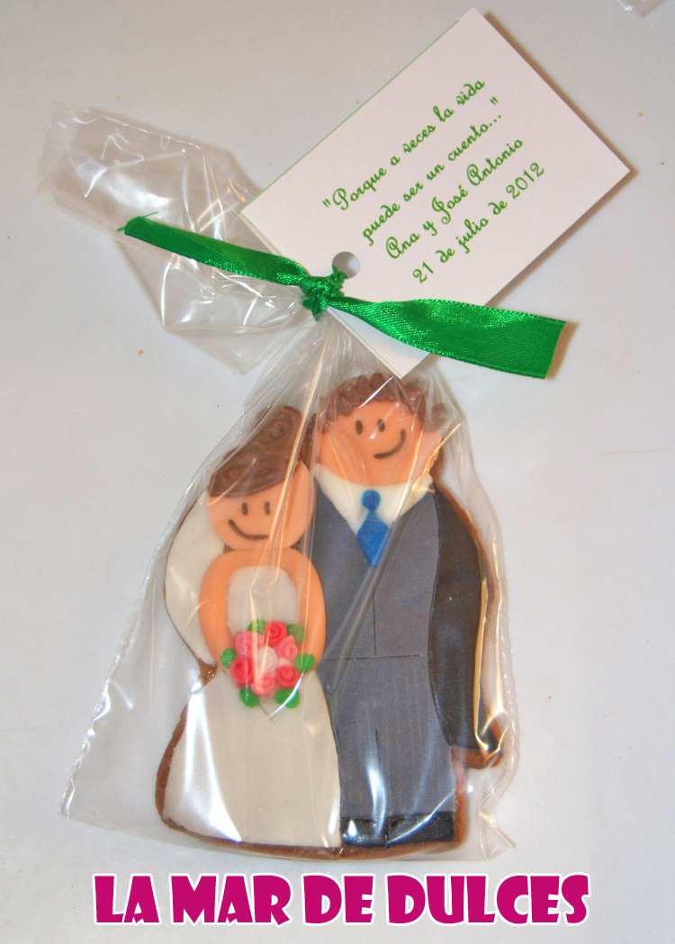 Galletas fondant de pareja de novios