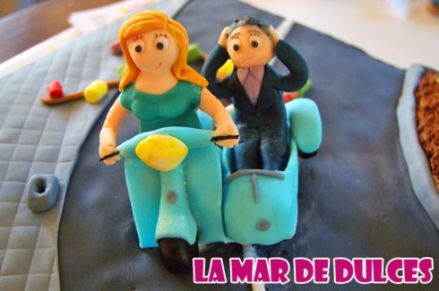 Tarta fondant de boda de sidecar Chiclana