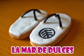 Galletas fondant de chanclas de playa