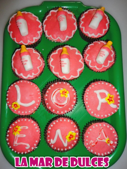 Cupcakes de fondant y glasa para bautizo en Paterna de Rivera Cádiz