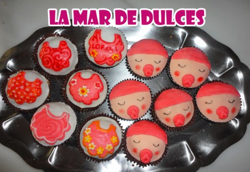Cupcakes de fondant y glasa para bautizo en Paterna de Rivera Cádiz