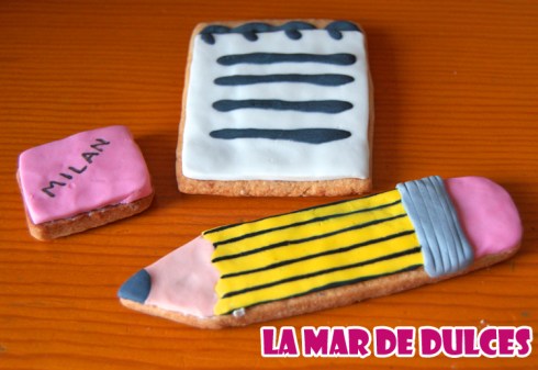 Galletas fondant colegio para la seño