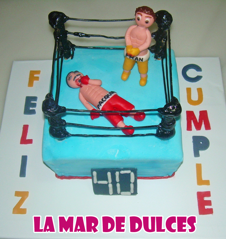 Tarta fondant de ring de boxeo Sevilla