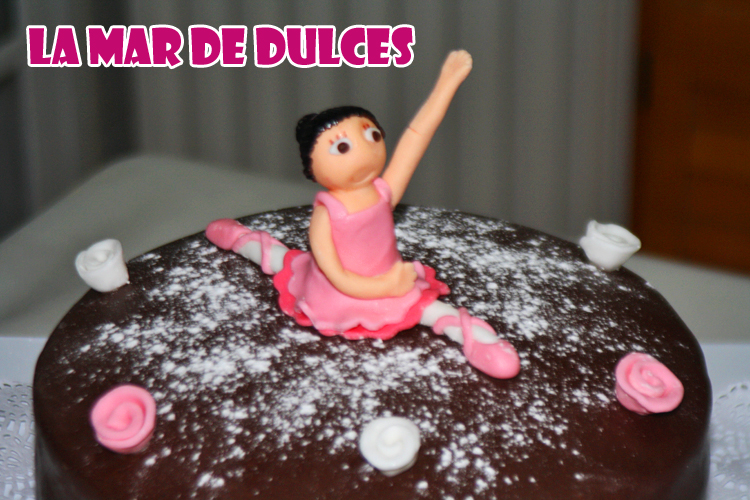 Tarta fondant de bailarina Sevilla