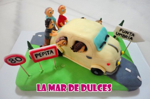 Tarta fondant Sevilla de coche seiscientos