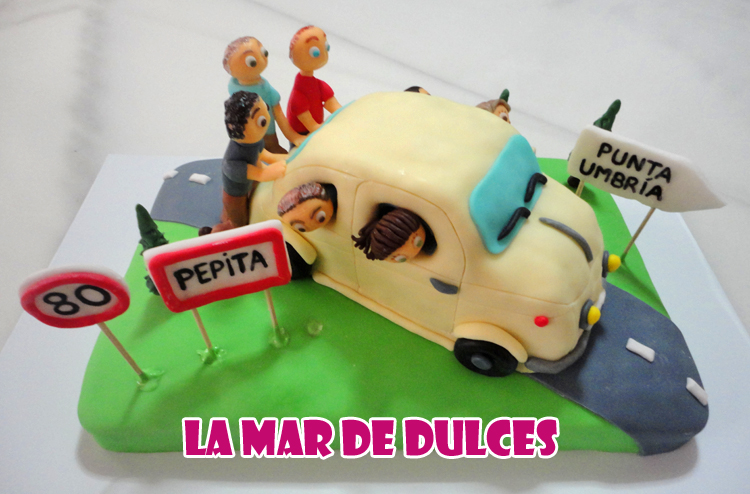 Tarta fondant Sevilla de coche seiscientos