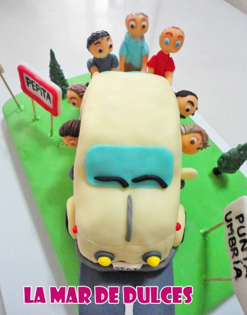 Tarta fondant Sevilla de coche seiscientos