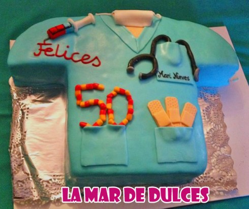 Tarta fondant de pijama de enfermera Sevilla