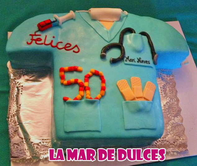 Tarta fondant de pijama de enfermera Sevilla