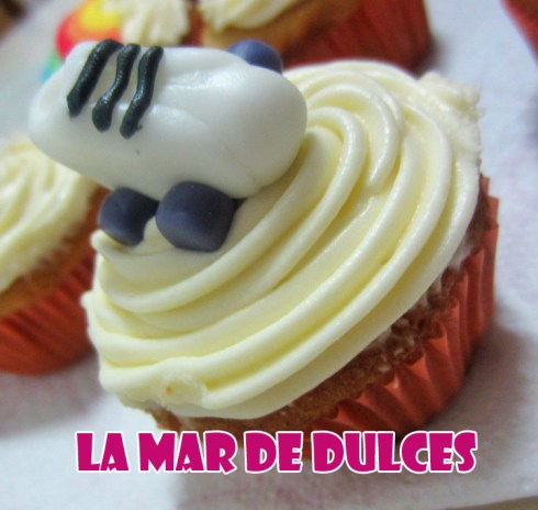 Cupcakes de chocolate blanco variados