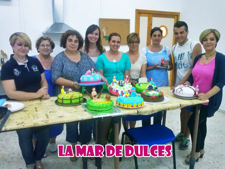 Taller de decoración de decoración de tartas fondant