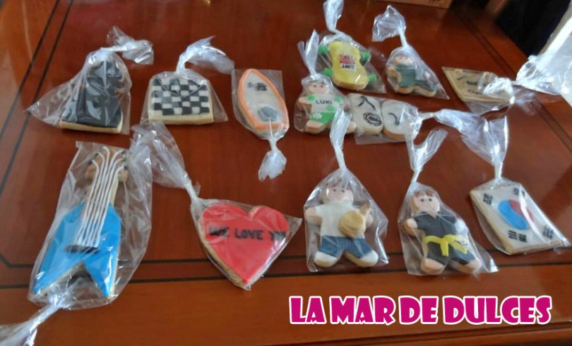 Cesta de galletas variadas