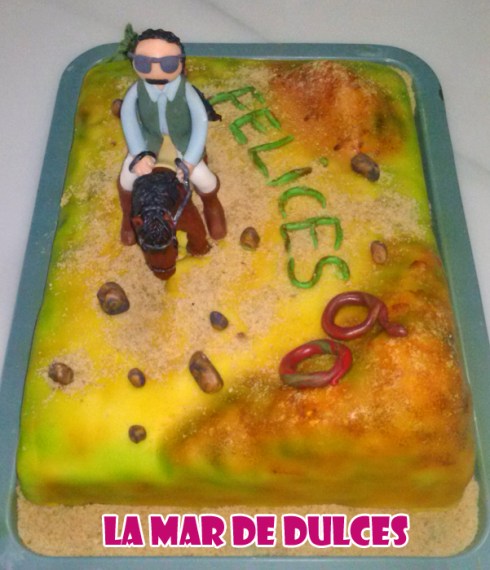 Tarta fondant de jinete y caballo Sevilla