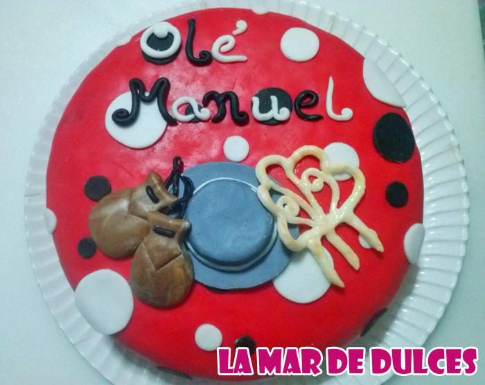 Tarta fondant para tablao flamenco Sevilla