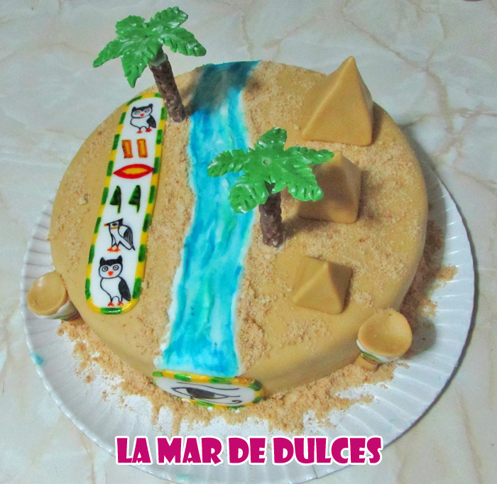 Tarta fondant de las pirámides de Egipto
