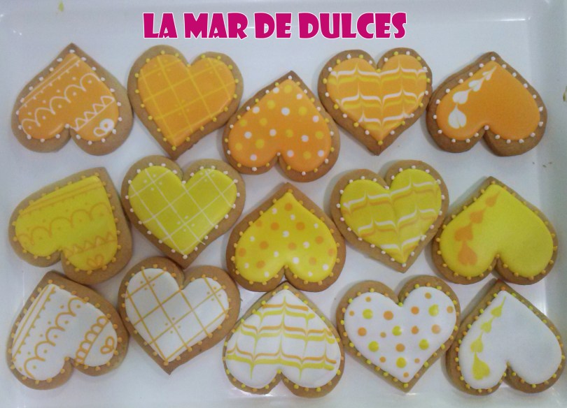 Galletas decoradas de corazones para boda Sevilla