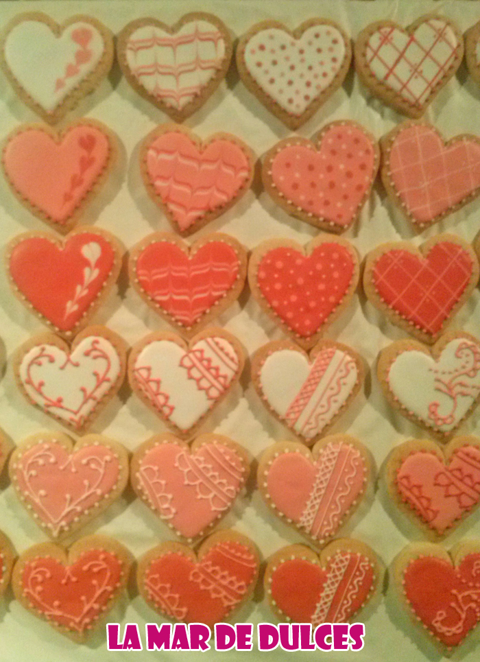 Galletas decoradas de corazones para boda Sevilla