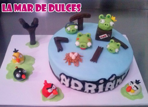 Tarta fondant de los Angry Birds Sevilla