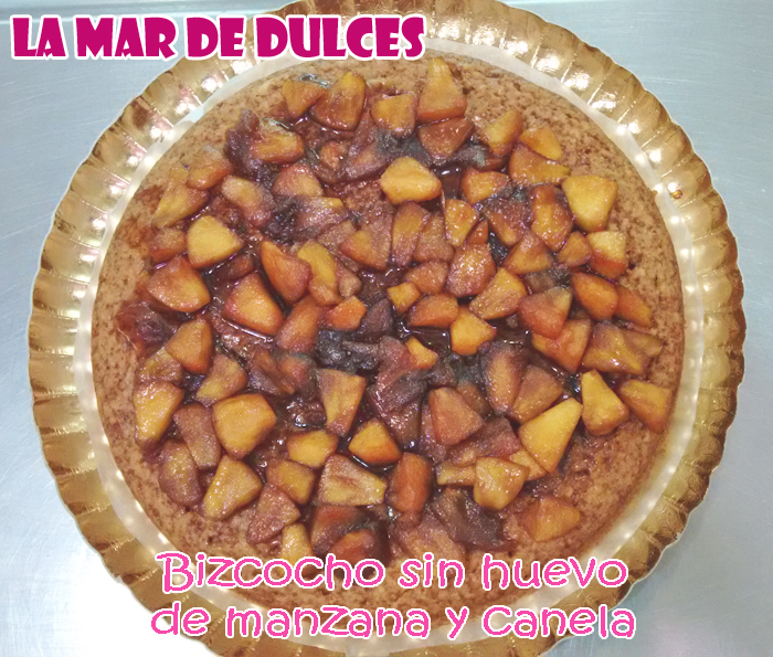 Bizcocho de manzana y canela vegano - sin huevo ni leche