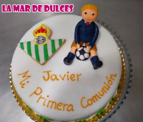 Tarta fondant de comunión del Betis Sevilla