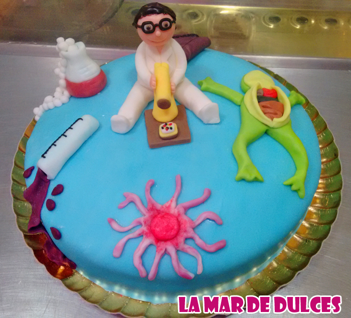 Tarta fondant para biólogo Sevilla