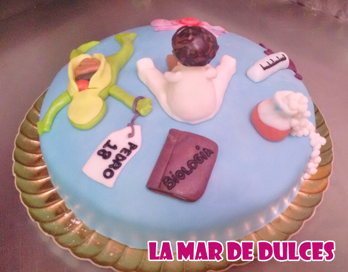 Tarta fondant para biólogo Sevilla