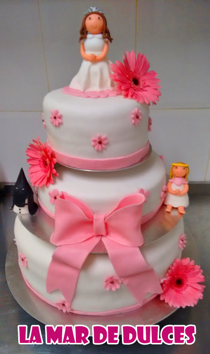 Tarta fondant para Comunión Sevilla