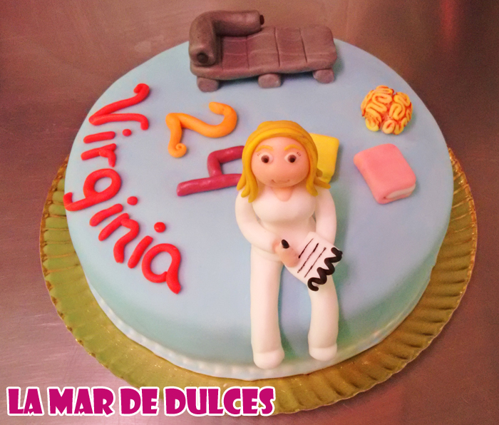 Tarta fondant de psicóloga Sevilla